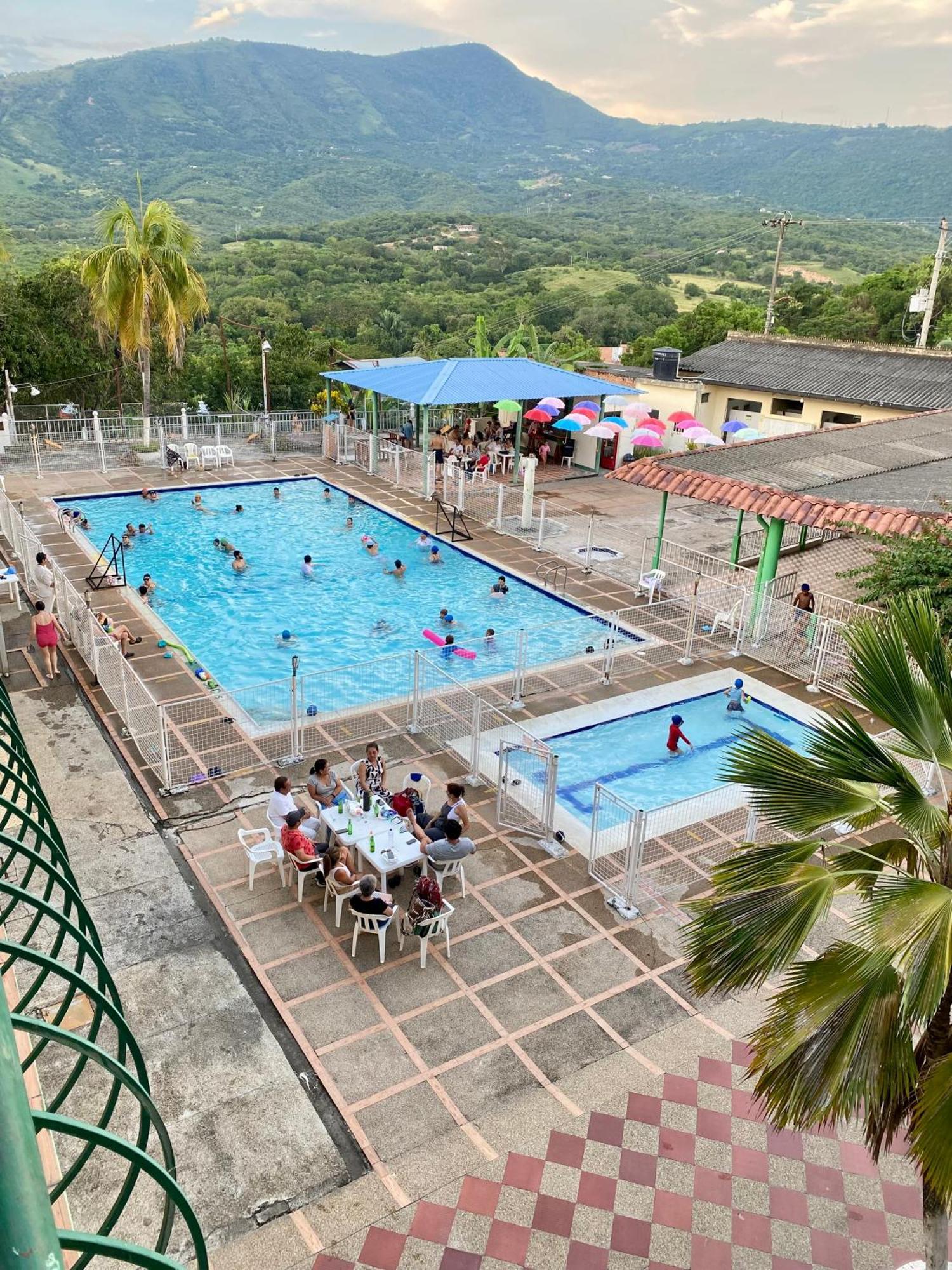 Club Vacacional Copen Tocaima Exterior foto